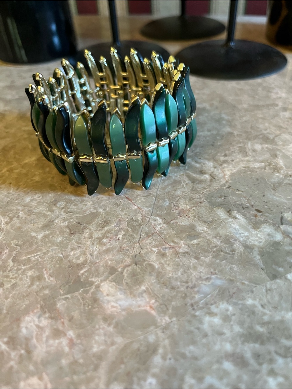 Gorgeous Mid Century Lisner Vintage Bracelet